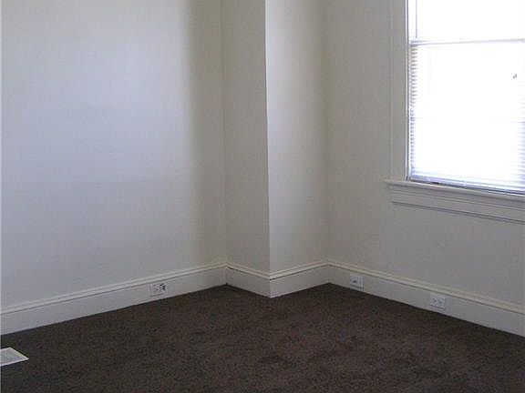 3rd image of 4001 County St