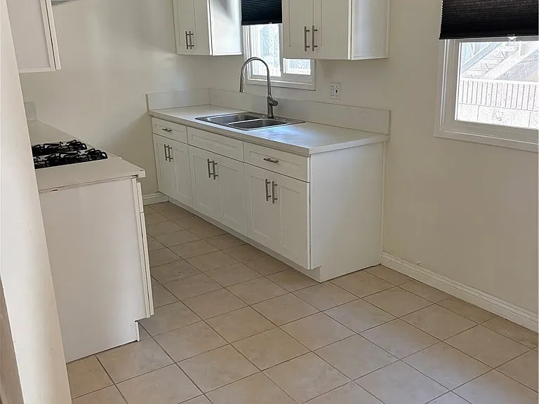 806 S Chapel Ave — Photo 10