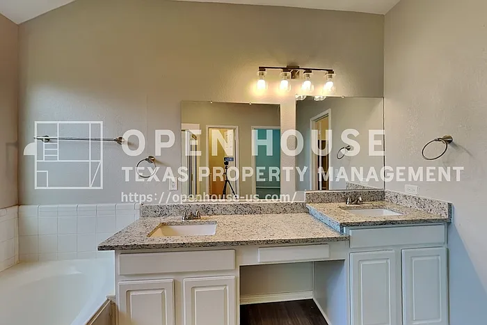 1626 Mallard Dr — Photo 11