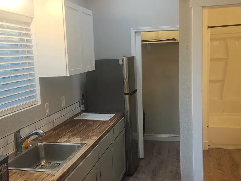 635 Sutro St — Photo 1