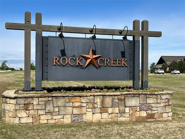 4 Pasadera Cir #A, Gordonville, TX 76245