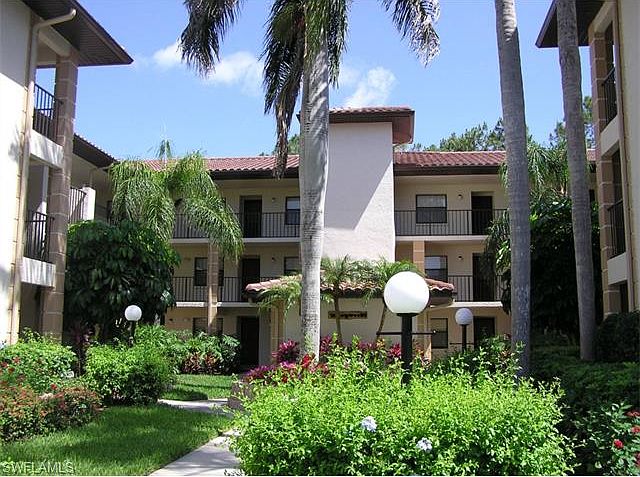 1st image of 221 Fox Glen Dr APT 2307