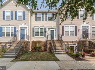 8646 Willow Leaf Ln, Odenton, MD 21113