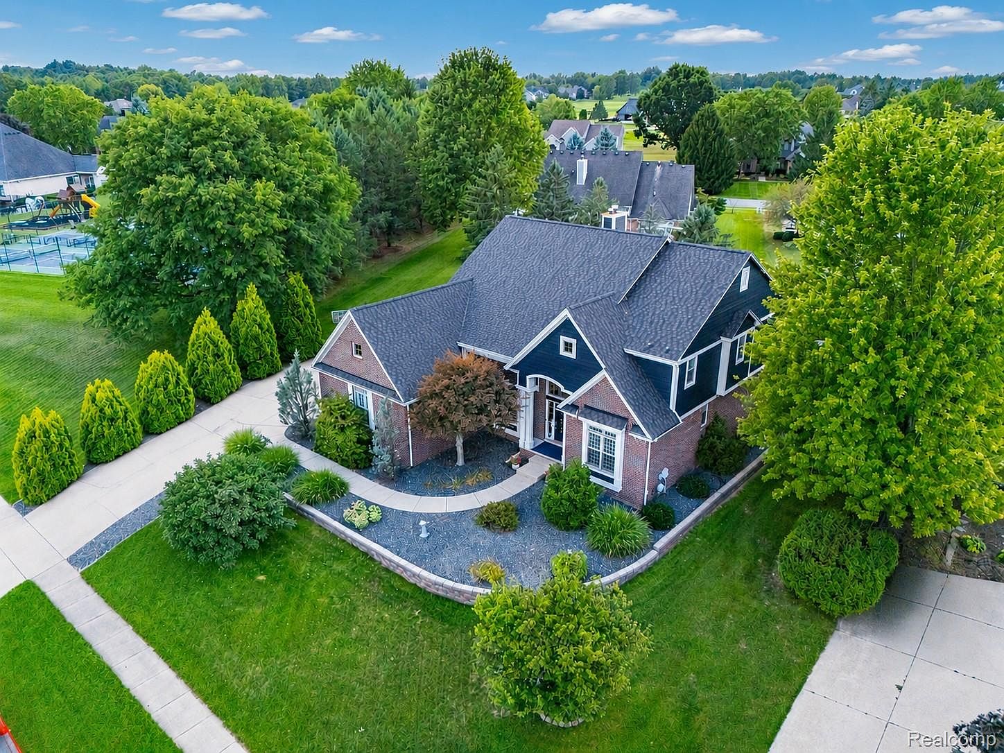 624 Nairn Cir — Prestwick Village Golf Club
