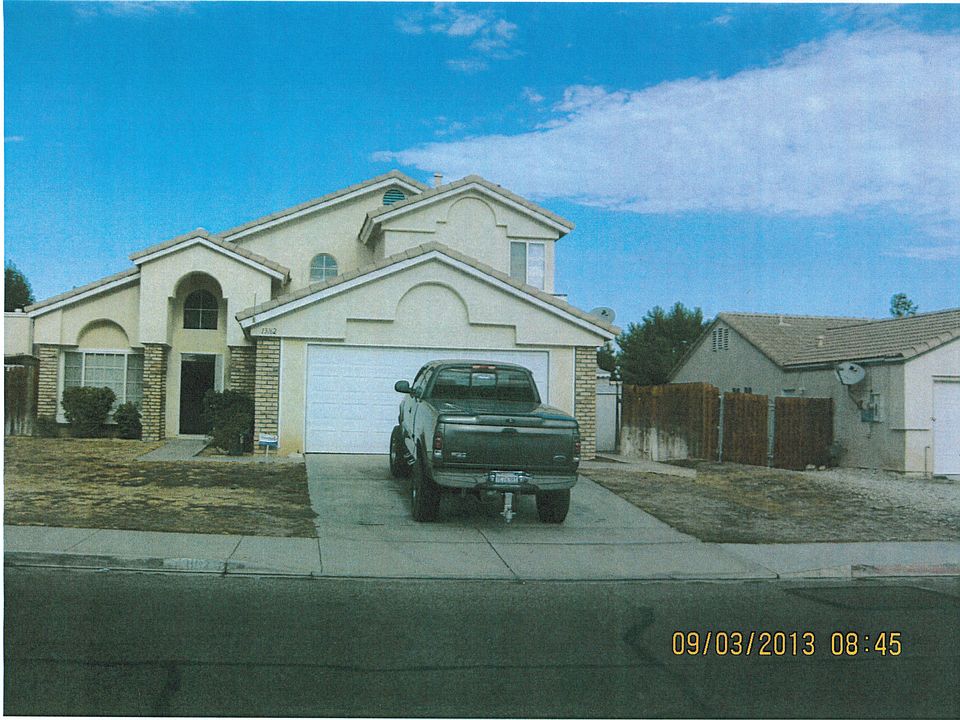 Front before landscaping