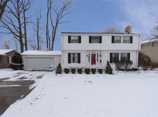 5363 Chickadee Ln, Lyndhurst, OH