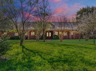 511 E Bartlett Dr, Buda, TX 78610