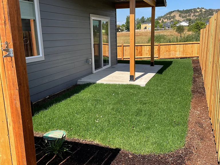 3319 Kingsbury Dr — Photo 11