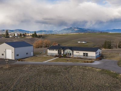 605 E B St, Rockford, WA, 99030
