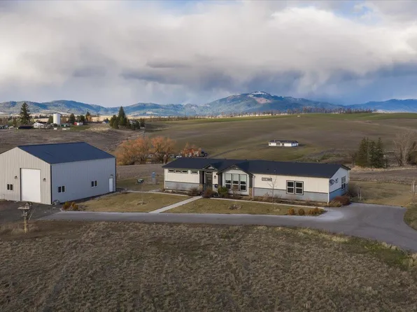 605 E B St, Rockford, WA 99030