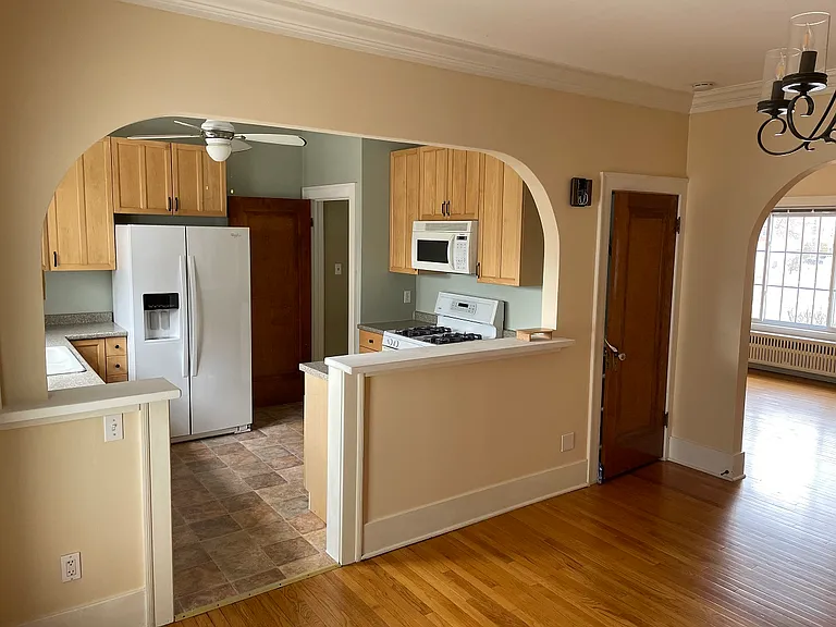 224 Washington St #101 — Photo 13
