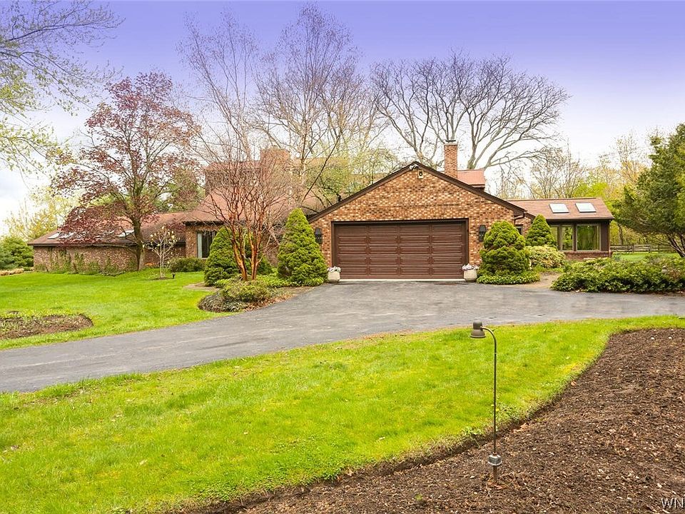 2 Valley View Dr, Orchard Park, NY 14127 Zillow