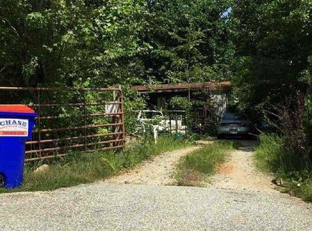 2nd image of 106 The Pines Rd