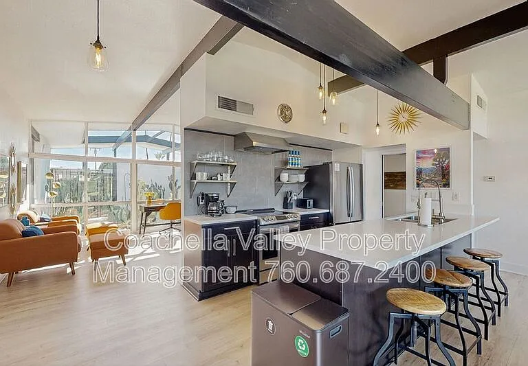 43709 Louisiana St — Photo 6