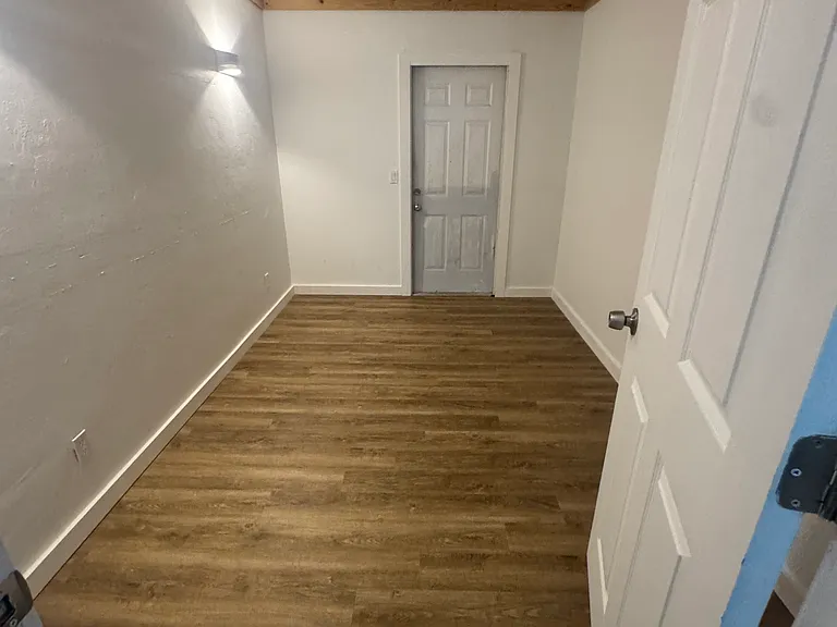 8204 San Carlos Blvd — Photo 9