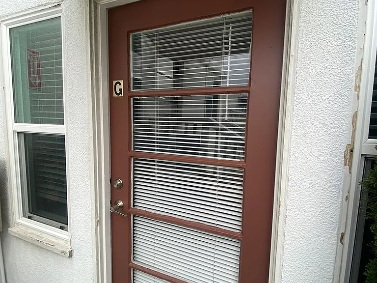 131 10th St — Photo 11