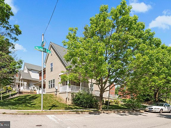 2nd image of 3735 Palisades Dr