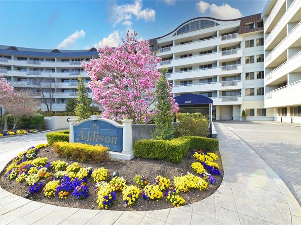 100 Harbor View Drive SW #335, Port Washington, NY 11050