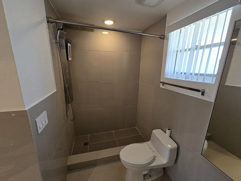 2800 NE 203rd St #24 — Photo 27