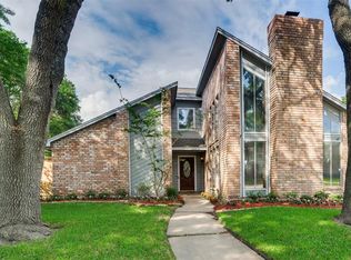 11606 Elm Estates Dr, Houston, TX 77077