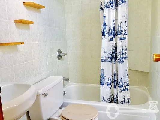 Rented by Brooklyn Key | media 41