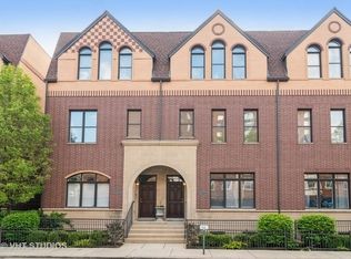 192 N Marion St, Oak Park, IL 60301