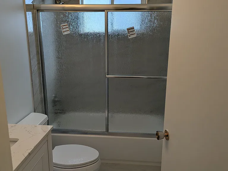 263 Waverly St #2 — Photo 11