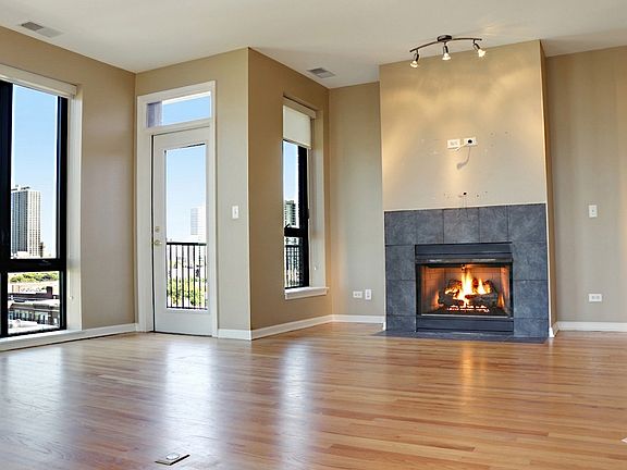5th image of 343 W Old Town Ct APT 708