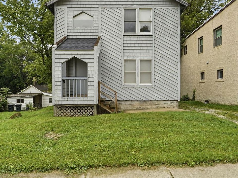 1st image of 605 Brown St