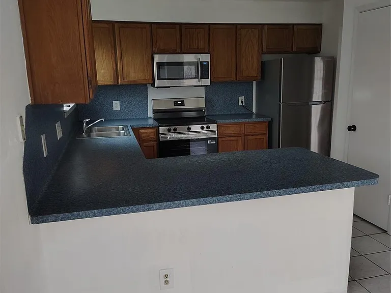 10331 Rancho Bernardo Ln — Photo 16
