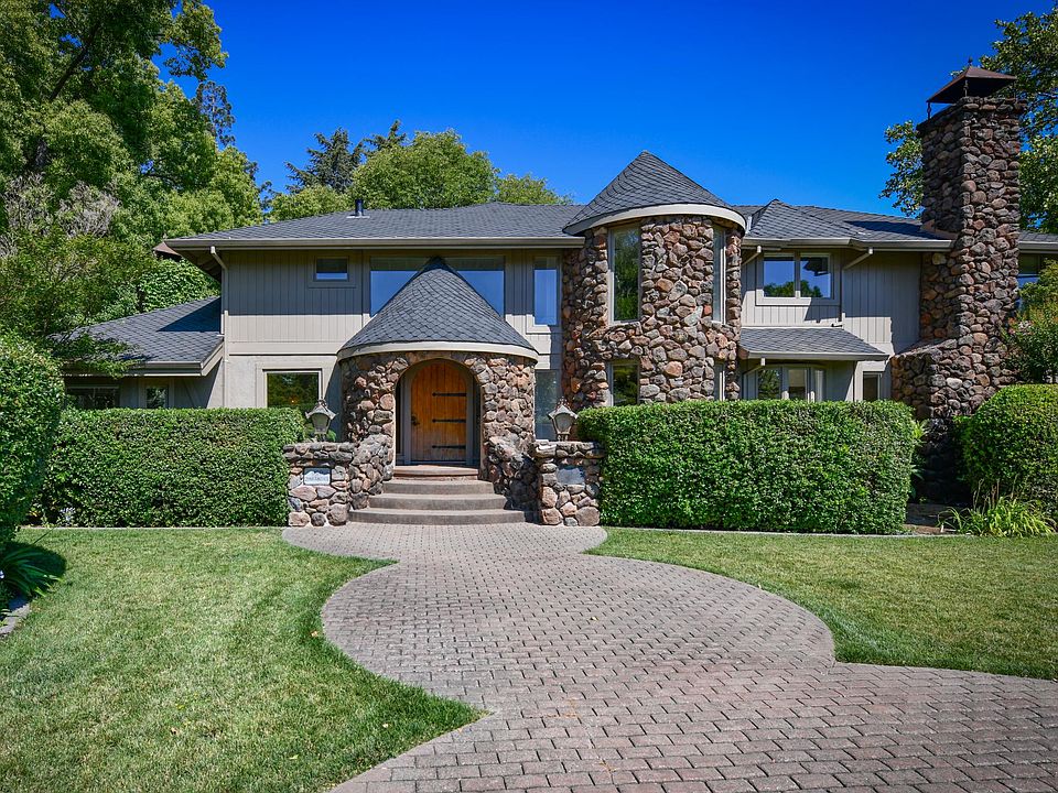 1st image of 800 Zinfandel Ln