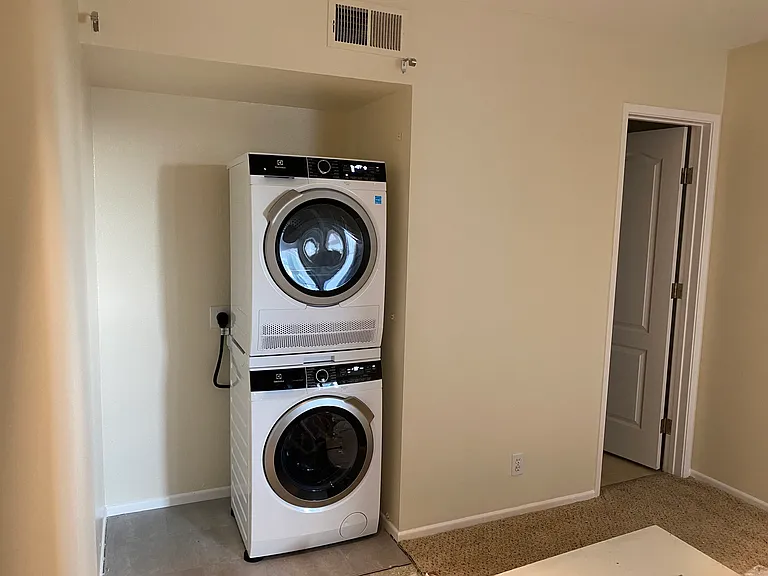 540 Hawthorn St #3E — Photo 12