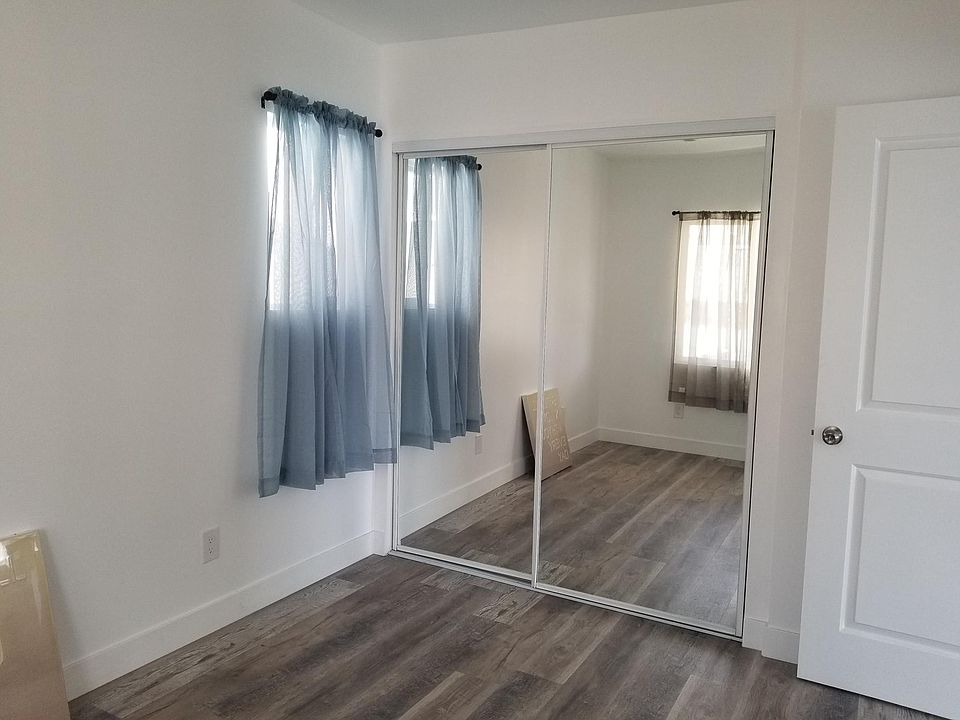 2nd image of 337 1/2 E 65th St