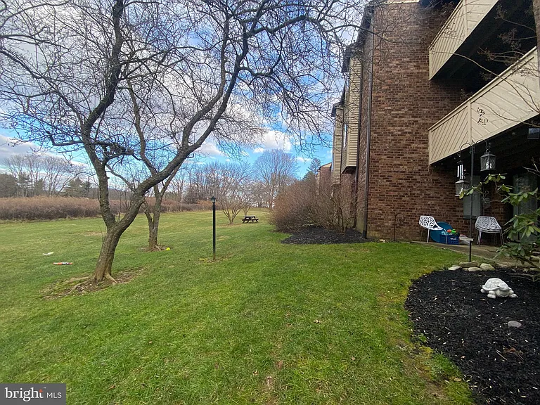 504 Mountainview Dr — Photo 31