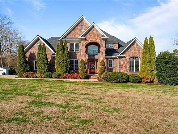 2nd image of 7653 Adams Farm Rd