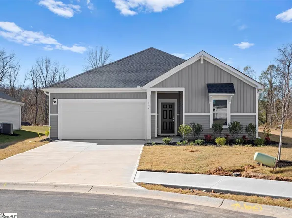 134 Martel Dr, Spartanburg, SC 29302
