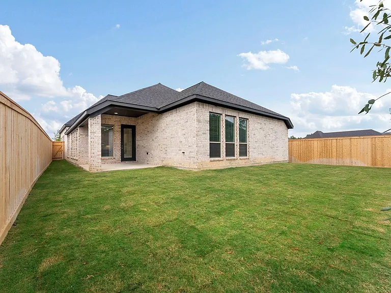 26545 Pioneer Pointe Ct — Photo 39