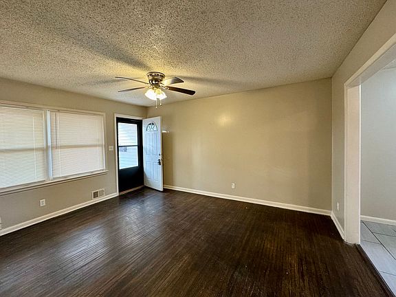 3rd image of 3132 S Millwood Ave
