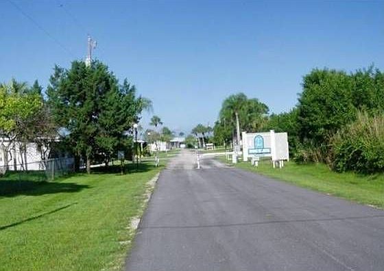 1st image of 7500 Park Pointe Dr Lot 33