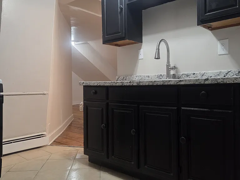 60 Vinton St #3 — Photo 19