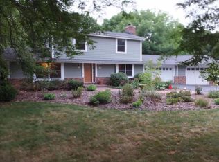 N5W31859 Shagbark Gln, Delafield, WI 53018