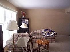 family room, diff view