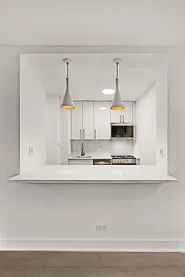 Rented by Bond New York | media 75