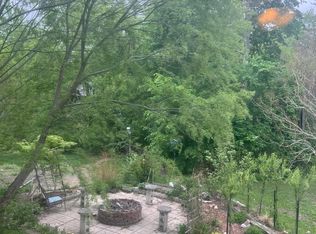 24824 W Ravine Crest Dr, Lake Villa, IL 60046