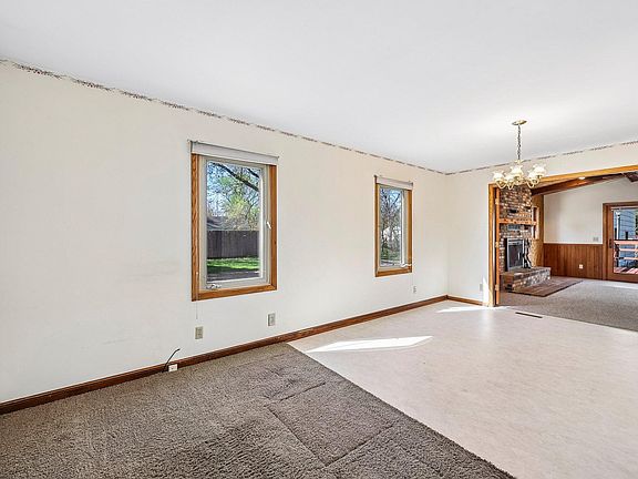 4th image of 9000 Park Ave S