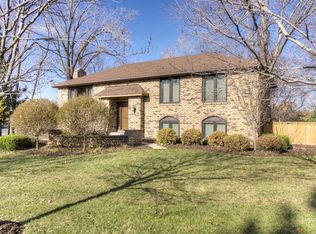 116 Krestwood Dr, Burnsville, MN 55337