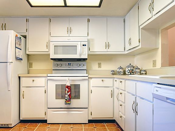 5th image of 6146 Whiskey Creek Dr APT 707