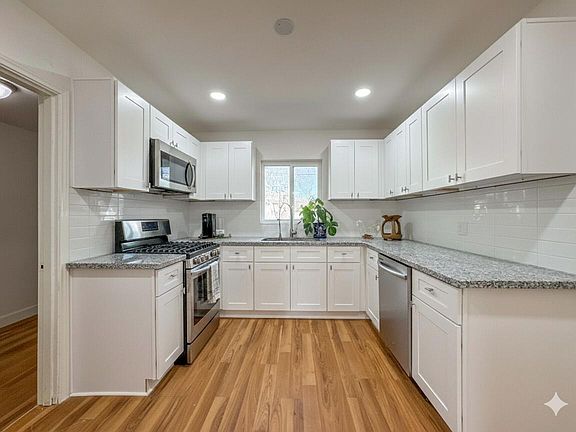 2nd image of 6011 Belmark St