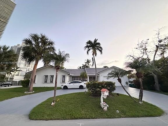 3rd image of 204 191st St
