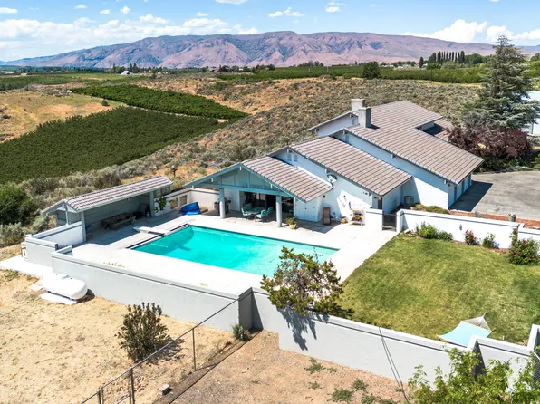 8190 Naches Hgts Rd, Yakima, WA 98903